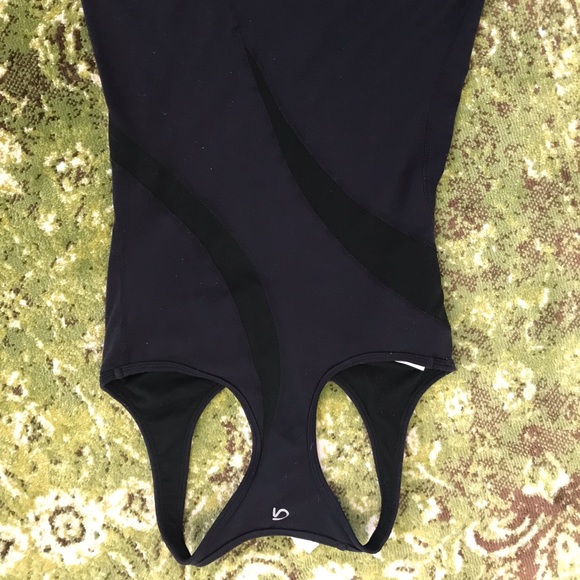 Gap racer back navy/black workout tank, XS - Picture 7 of 11